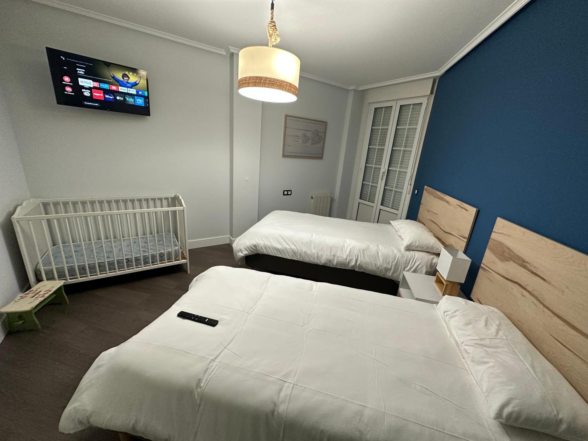 Apartamento Argenta กาสโตร-อูร์เดียเลส ภายนอก รูปภาพ